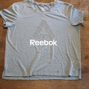 Reebok Gray Crew Neck Short Sleeve Tee